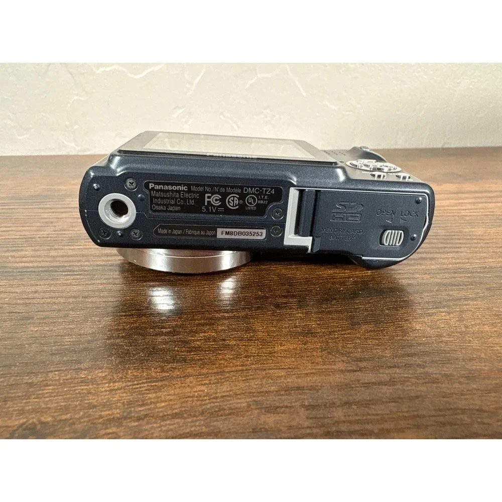 Panasonic Lumix DMC-TZ4 Digital Camera Black 8.1MP 10x Zoom Leica Lens